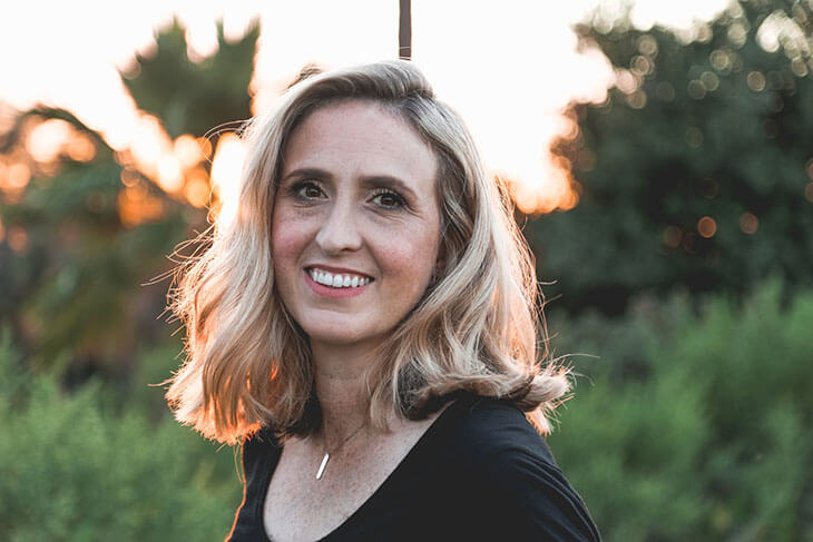 Smiling Woman in Shallow Focus Photography Photo