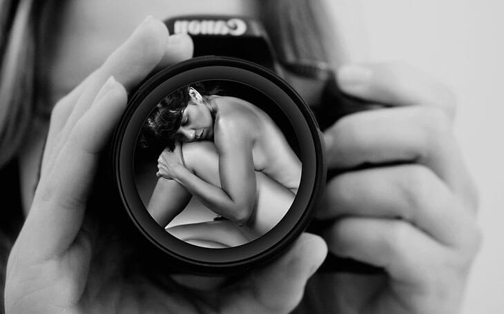Lens Camera Act Nude